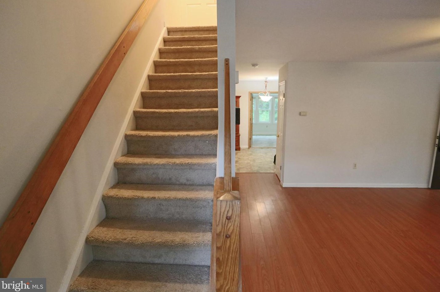 15 Cohanzick Ct, Tuckerton NJ  08087-3019 exterior