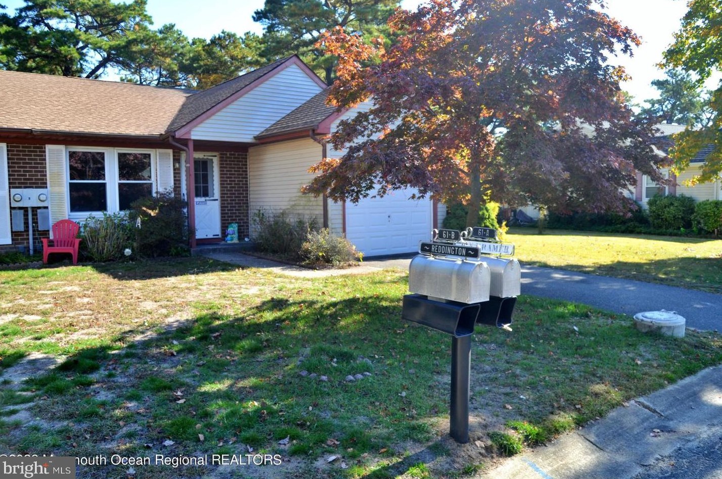 61 Sunset Rd, Lakehurst, NJ 08759