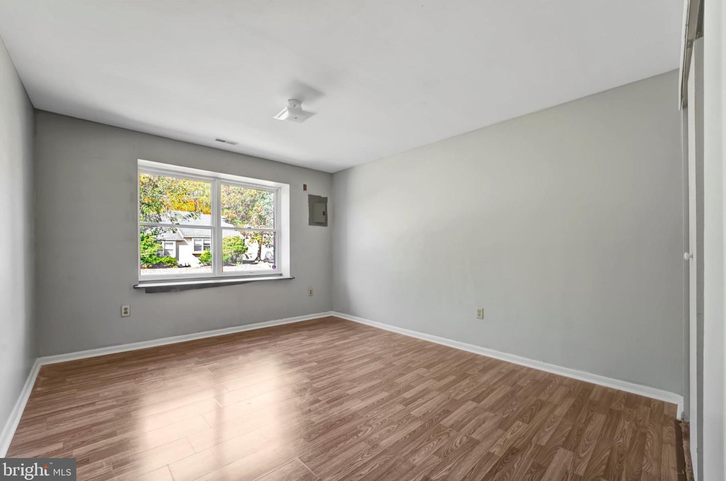 204 Winged Foot Ct, Tuckerton NJ 08087-3001 exterior