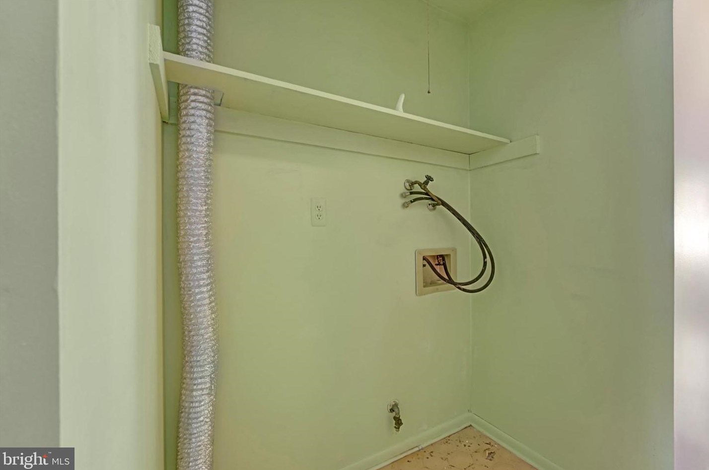 204 Winged Foot Ct, Tuckerton NJ 08087-3001 exterior