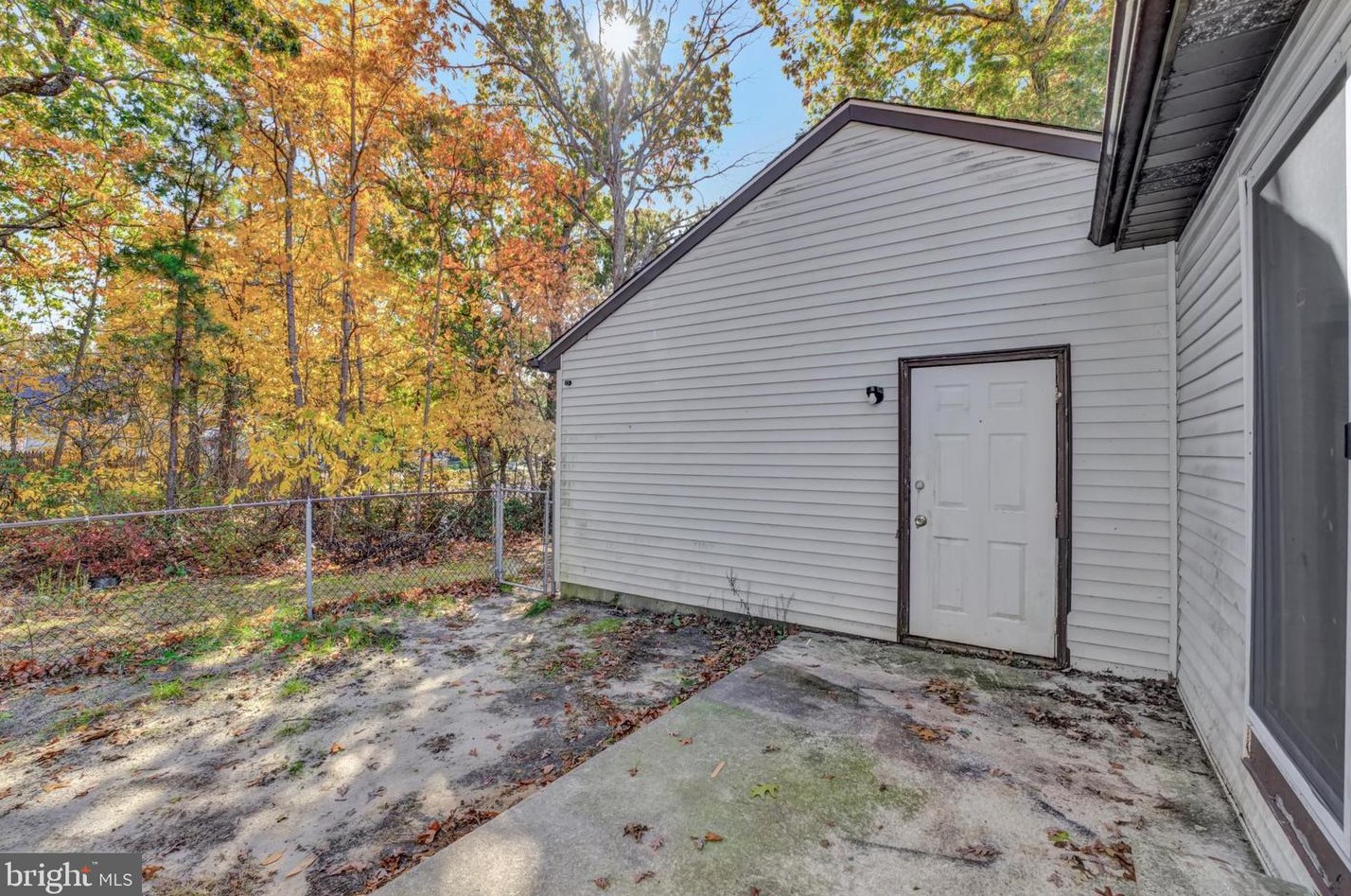 204 Winged Foot Ct, Tuckerton NJ 08087-3001 exterior