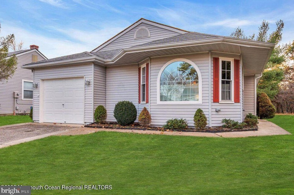 6 Carmacks Way, Toms River, NJ 08757-6449