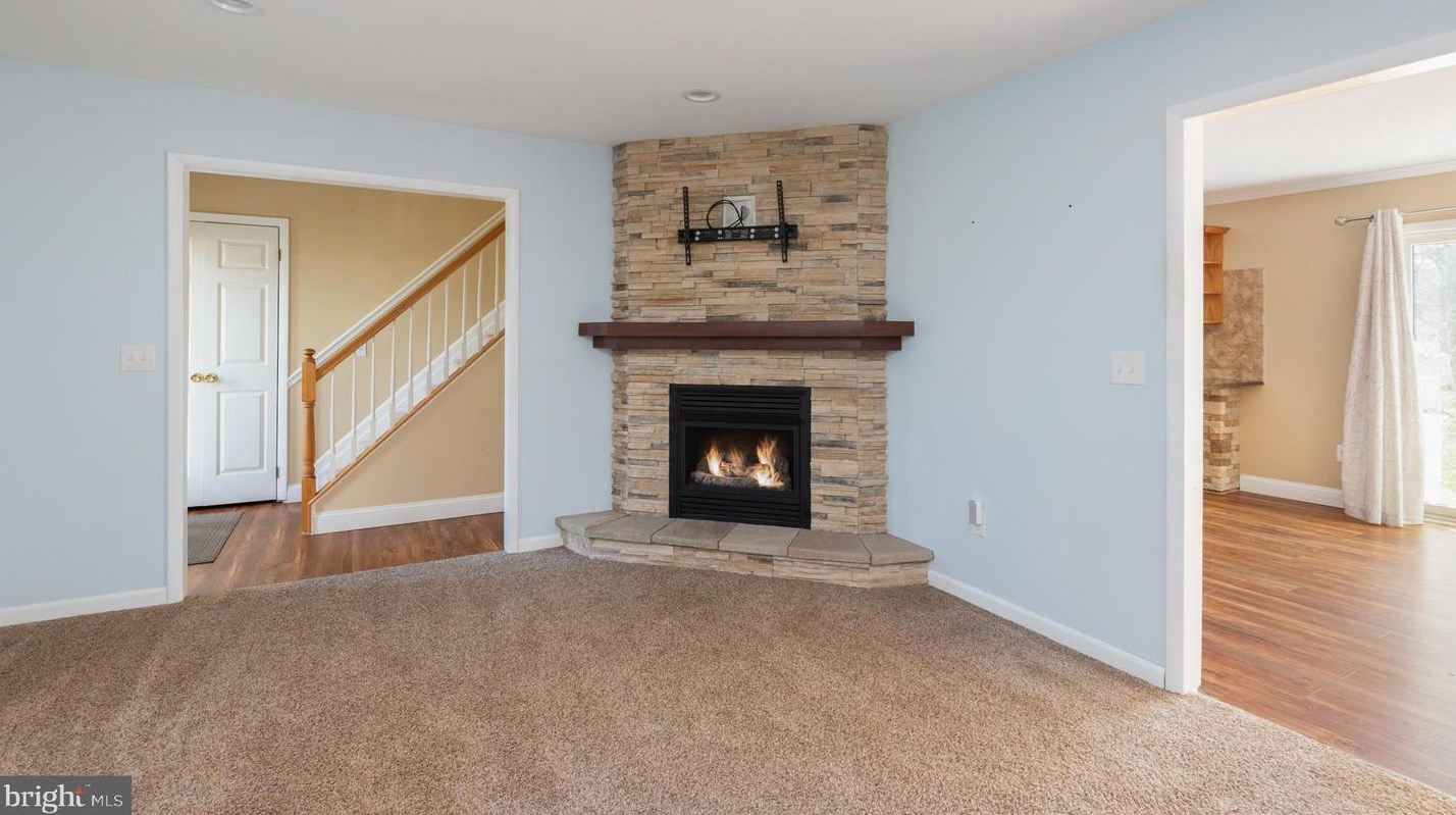 65 Serpentine Dr, Berkeley Township, NJ 08721