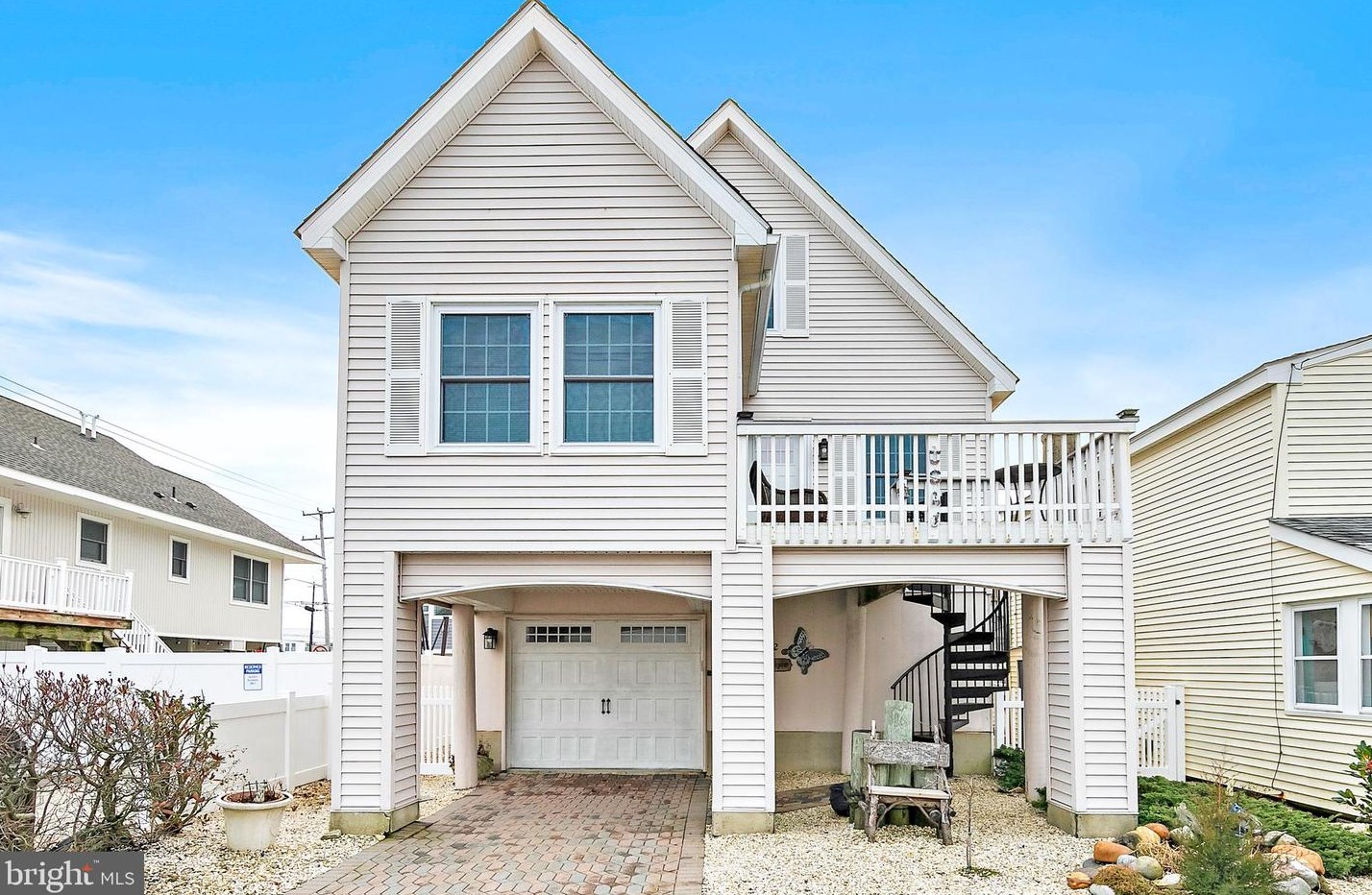 102 26th St, Long Beach Township NJ  08008-4207 exterior