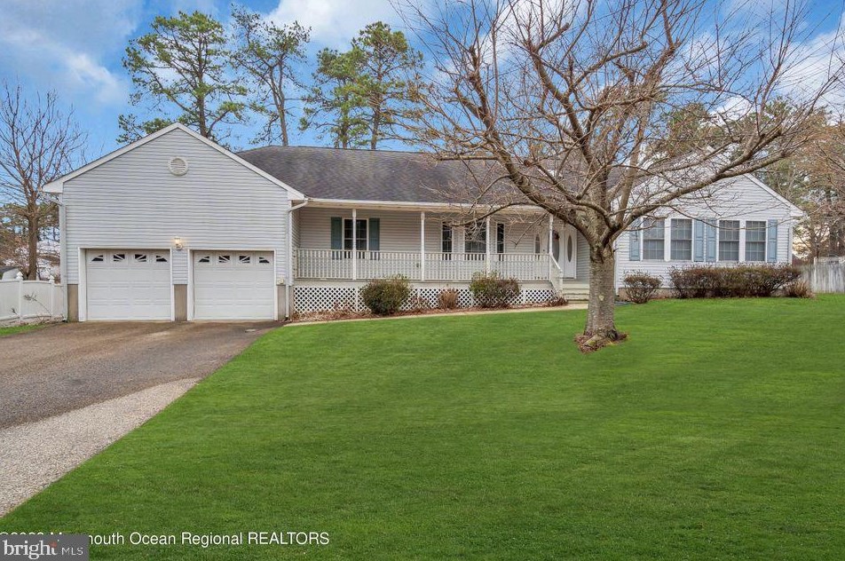 1108 Englemere Blvd, Toms River, NJ 08757-1109