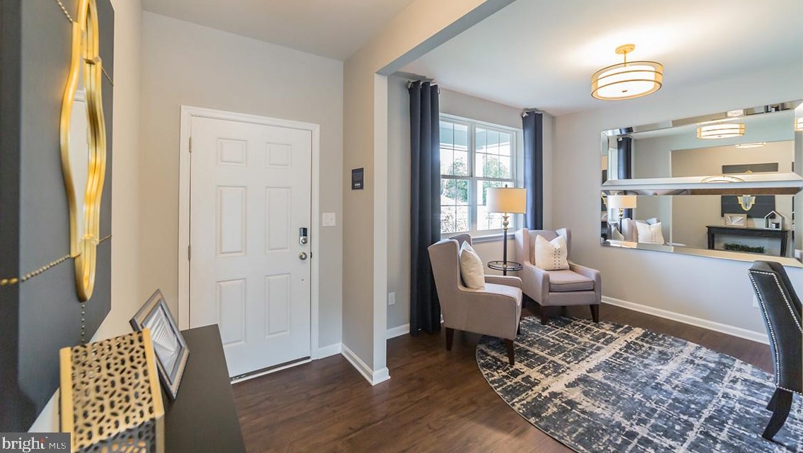 16 5th St, Barnegat Township, NJ 08005-1217