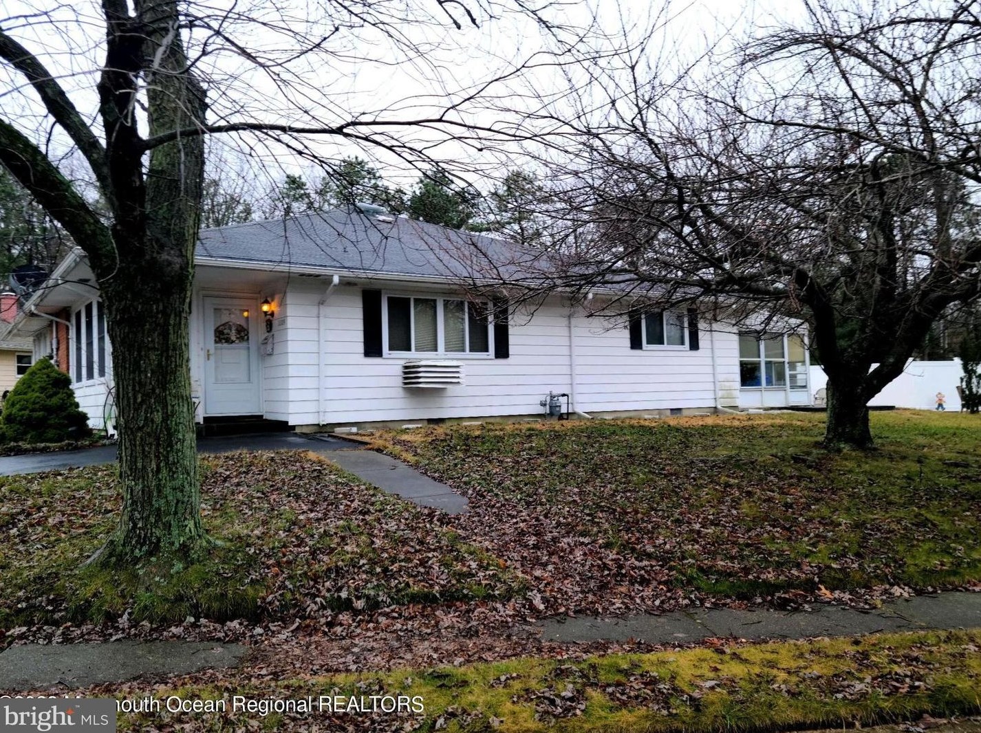 2209 Hovsons Blvd, Toms River, NJ 08753-1634