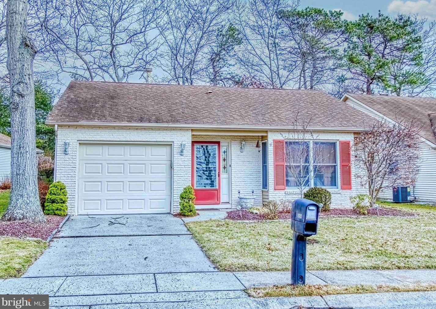 1554 Alpen Ln, Toms River, NJ 08755