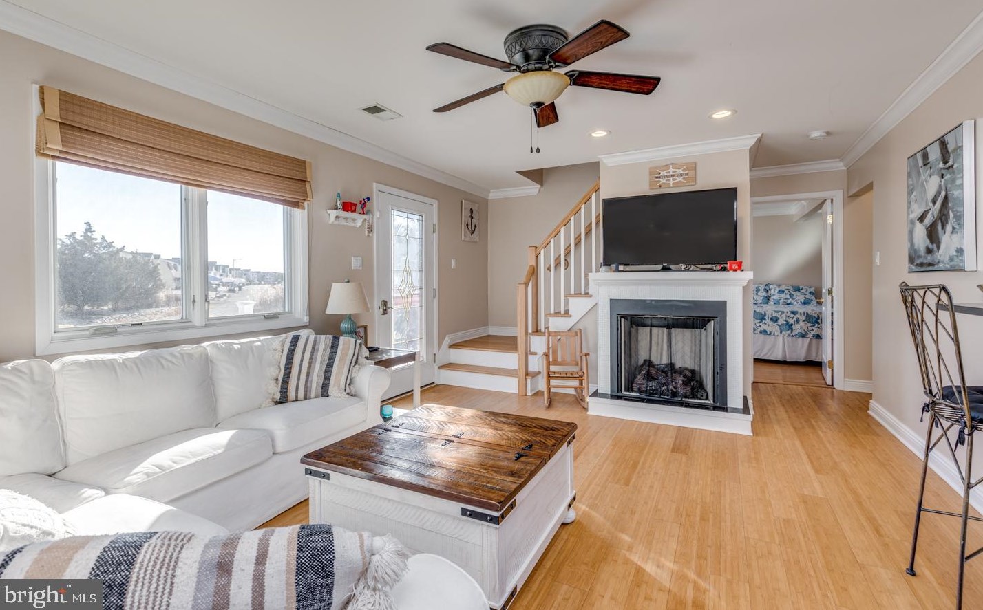 10 Kentucky Dr, Tuckerton NJ  08087-1035 exterior