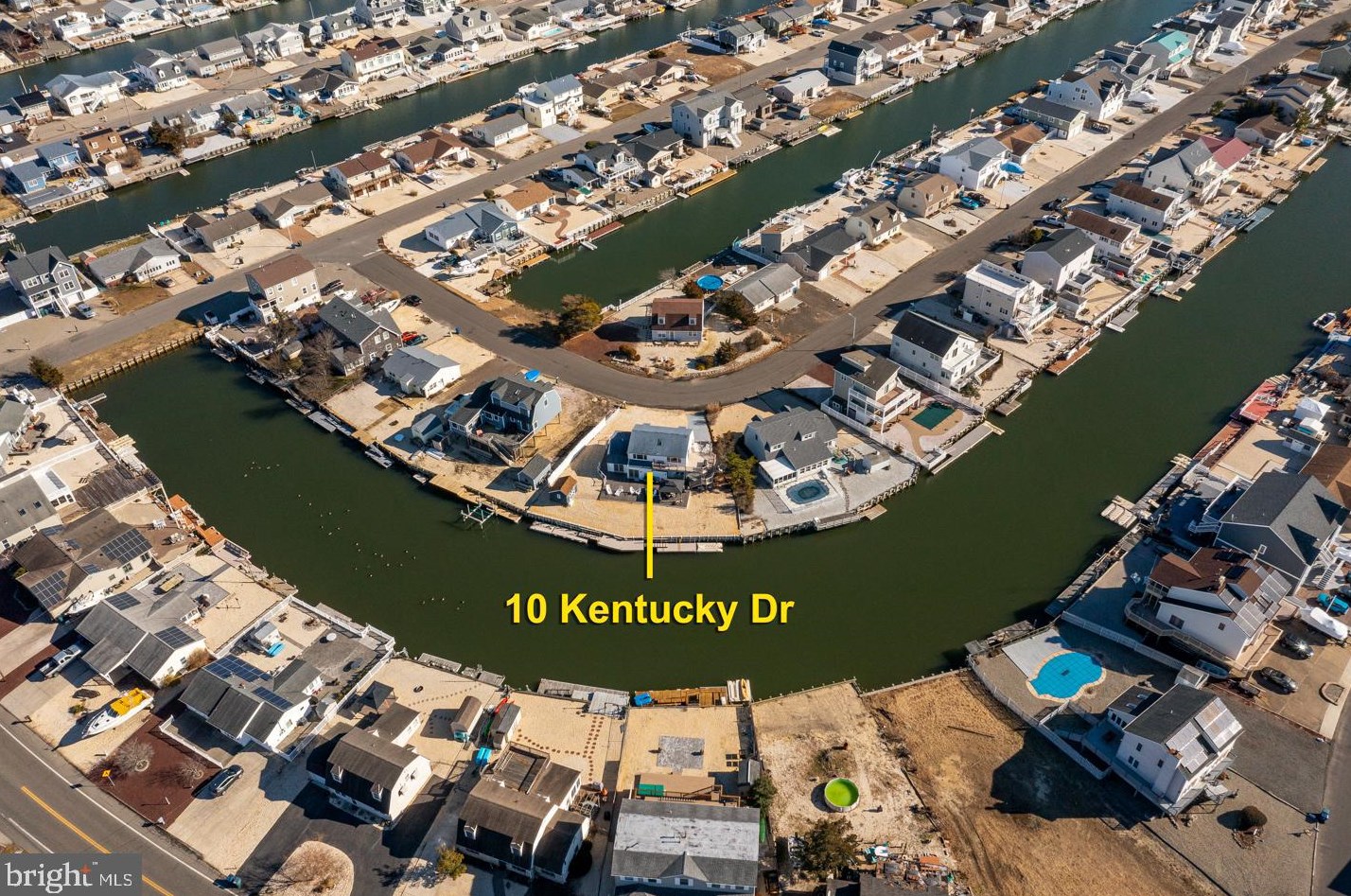 10 Kentucky Dr, Tuckerton NJ  08087-1035 exterior