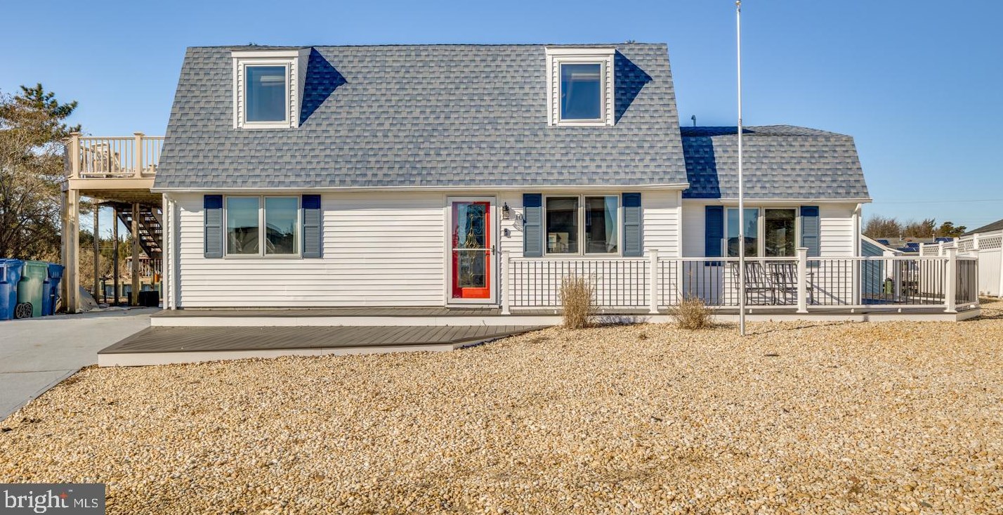 10 Kentucky Dr, Tuckerton NJ  08087-1035 exterior