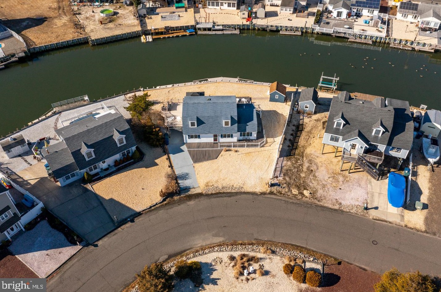 10 Kentucky Dr, Tuckerton NJ  08087-1035 exterior