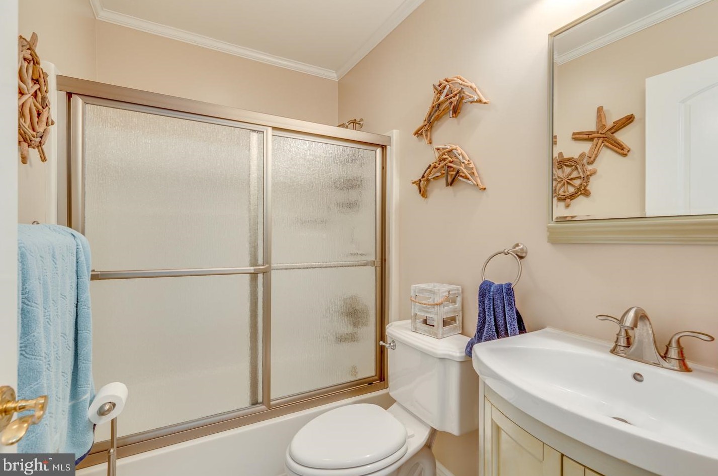 10 Kentucky Dr, Tuckerton NJ  08087-1035 exterior