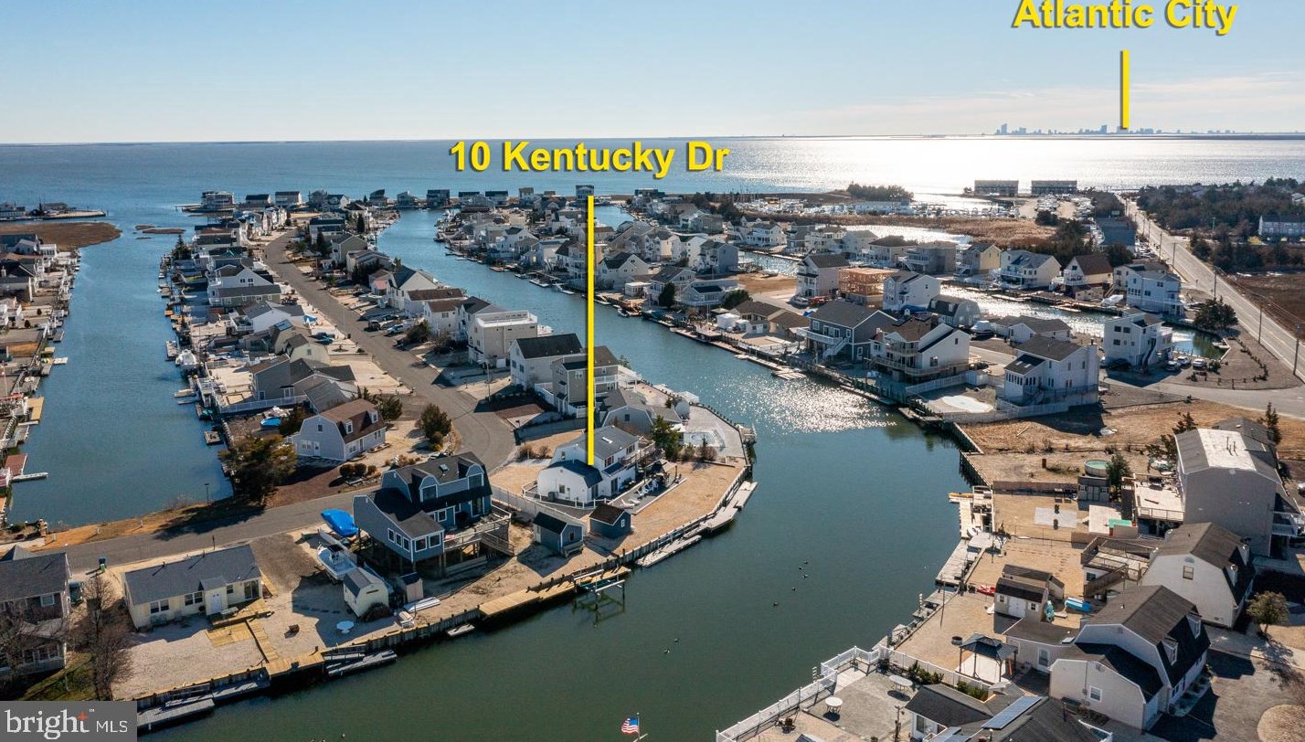 10 Kentucky Dr, Tuckerton NJ  08087-1035 exterior