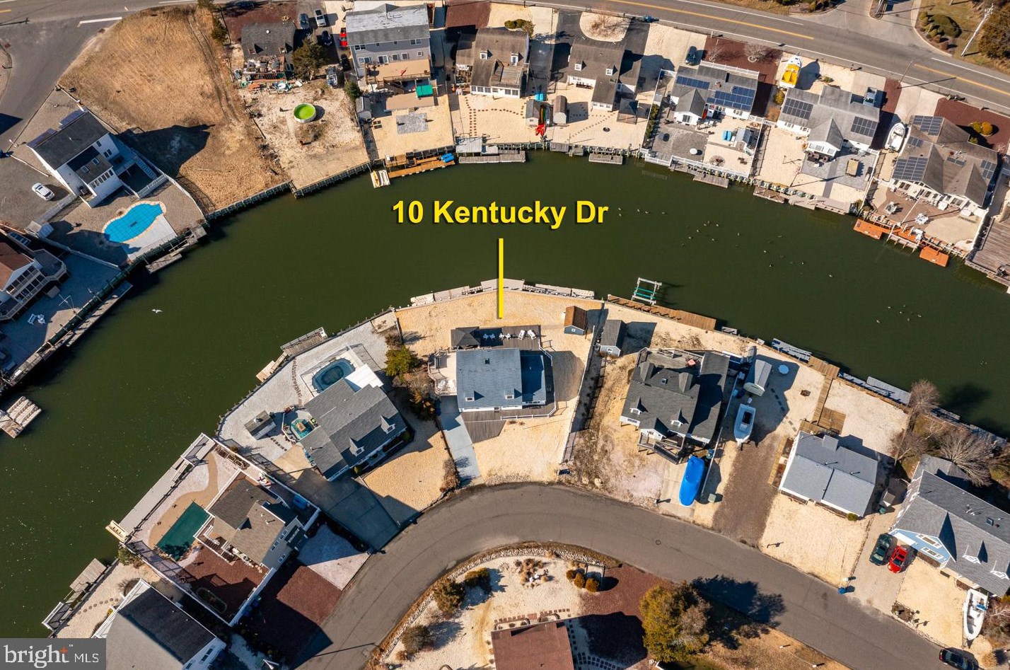 10 Kentucky Dr, Tuckerton NJ  08087-1035 exterior