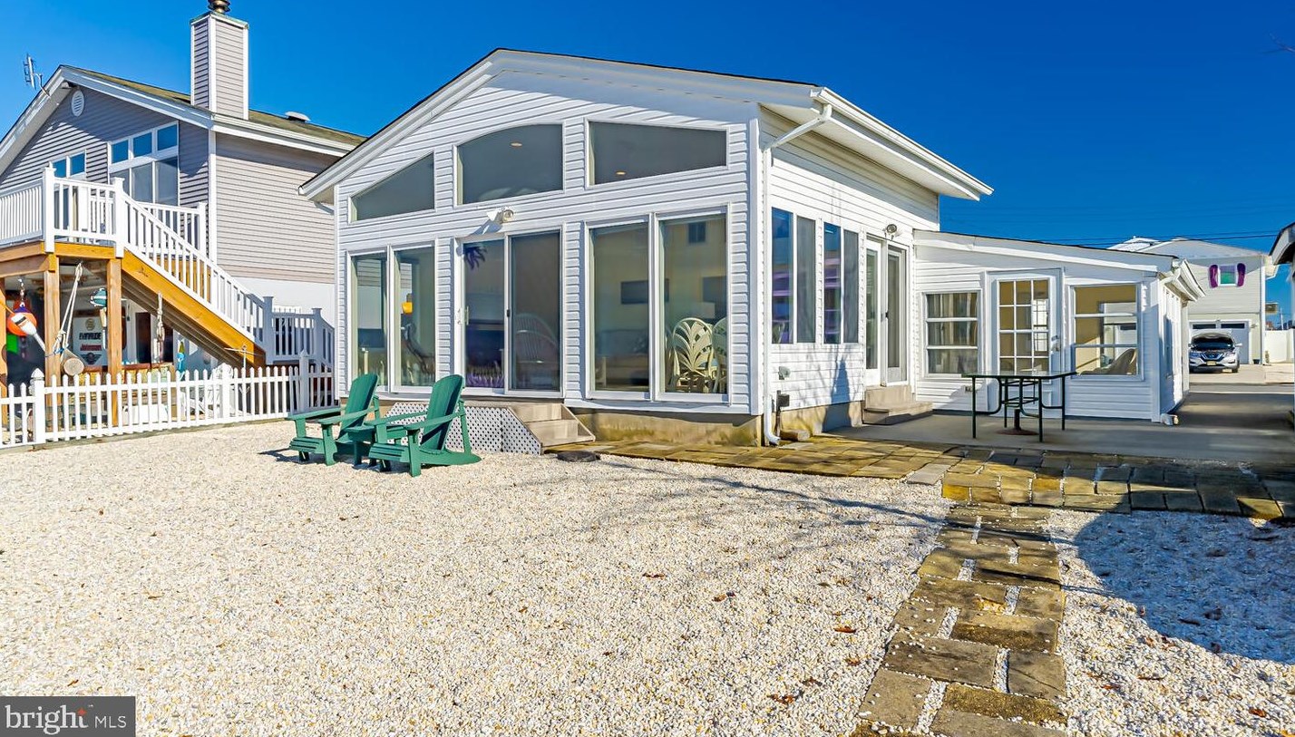 30 Portland Dr, Tuckerton NJ  08087-1213 exterior