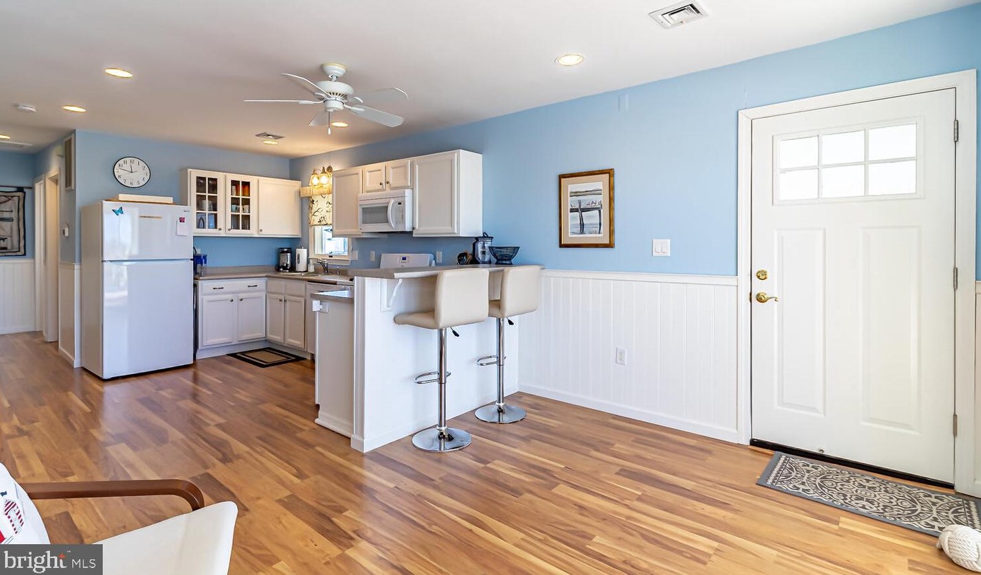 30 Portland Dr, Tuckerton NJ  08087-1213 exterior