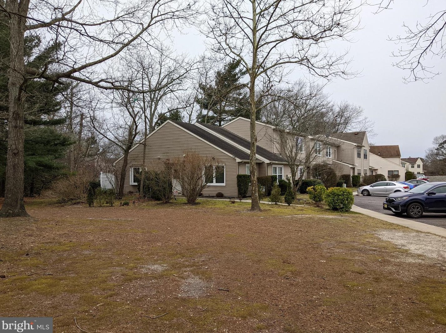 7 Pin Oak Ln, Tuckerton NJ  08087-1853 exterior