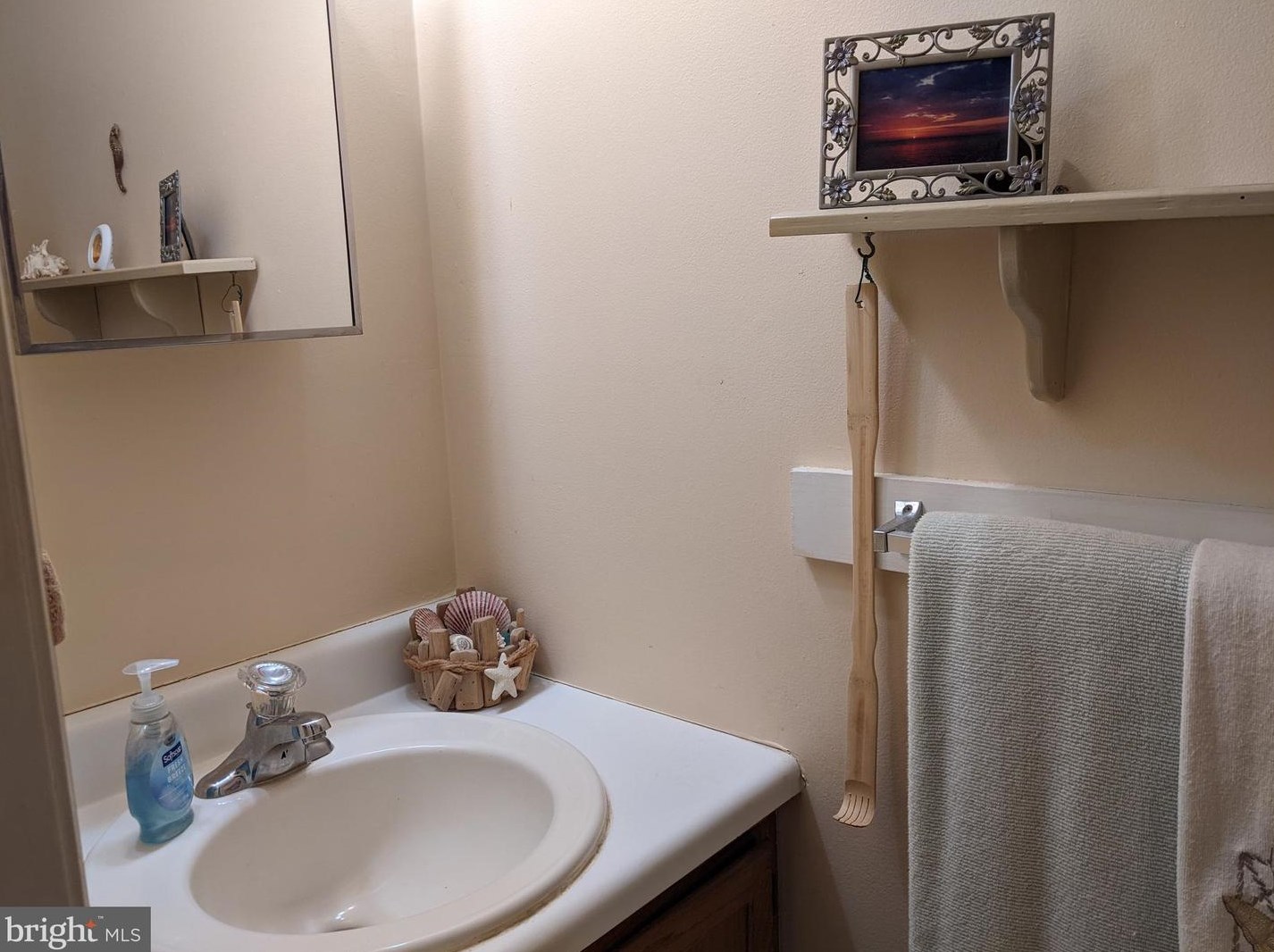 7 Pin Oak Ln, Tuckerton NJ  08087-1853 exterior