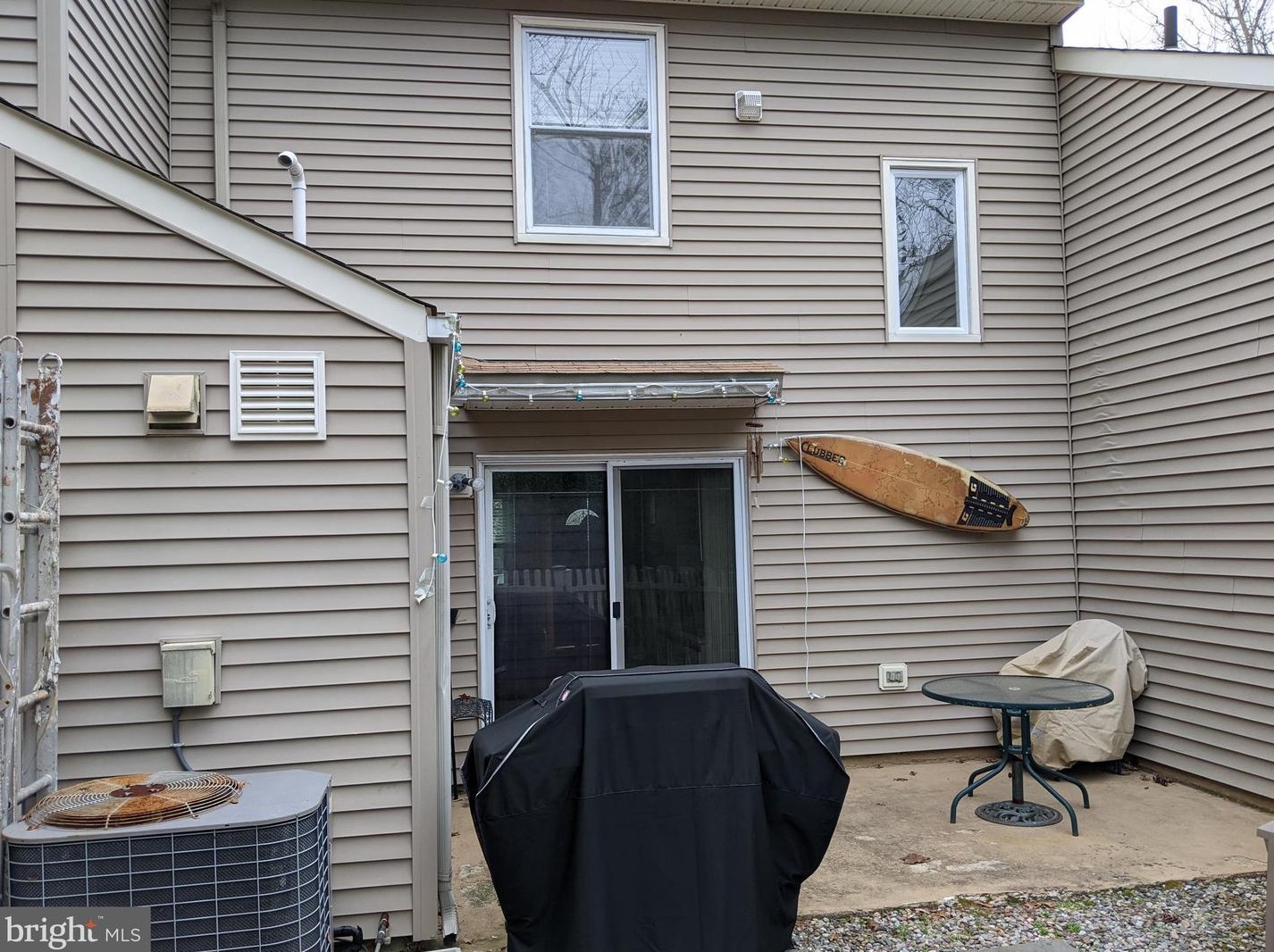 7 Pin Oak Ln, Tuckerton NJ  08087-1853 exterior