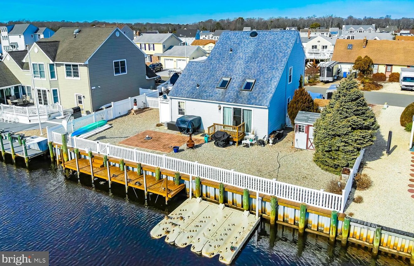 116 Bernard Dr, Cedar Bonnet Island, NJ 08050
