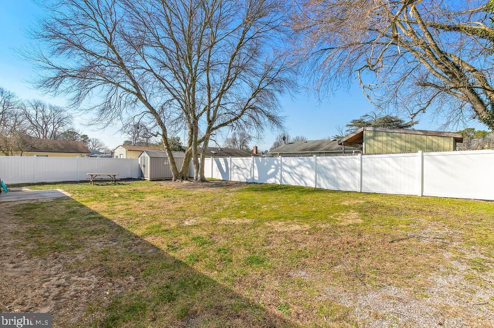 403 5th St, Waretown NJ  08758-2917 exterior