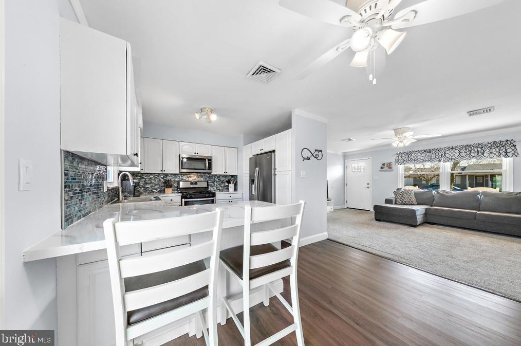 403 5th St, Waretown NJ  08758-2917 exterior