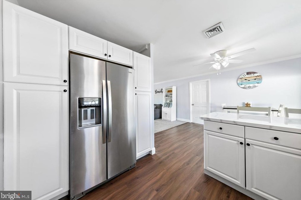 403 5th St, Waretown NJ  08758-2917 exterior