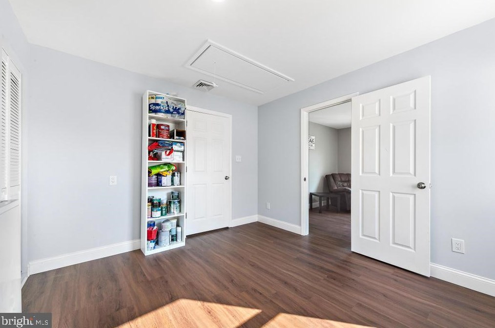 403 5th St, Waretown NJ  08758-2917 exterior