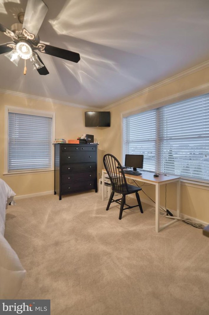 25 Schuylkill Rd, Tuckerton NJ  08087-1127 exterior