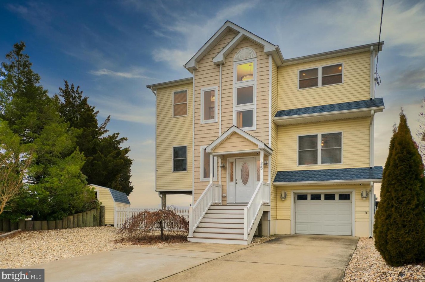 25 Schuylkill Rd, Tuckerton NJ  08087-1127 exterior