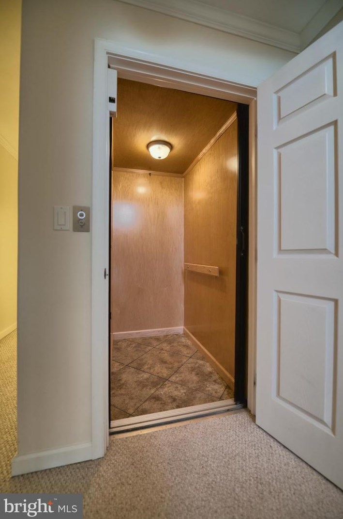 25 Schuylkill Rd, Tuckerton NJ  08087-1127 exterior