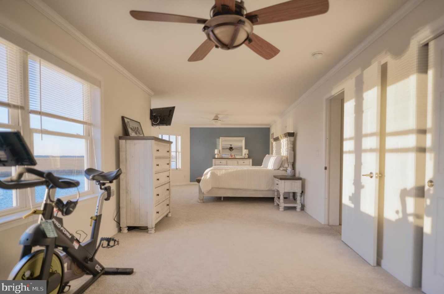 25 Schuylkill Rd, Tuckerton NJ  08087-1127 exterior