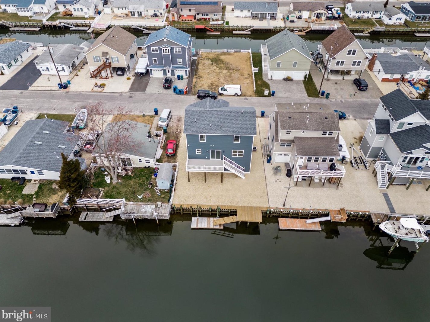 27 Brig Dr, Tuckerton NJ  08087-1618 exterior