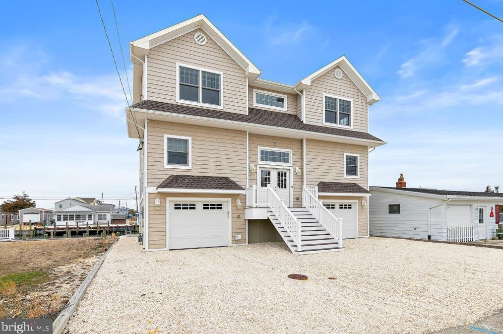 72 Glenn Dr, Cedar Bonnet Island, NJ 08050