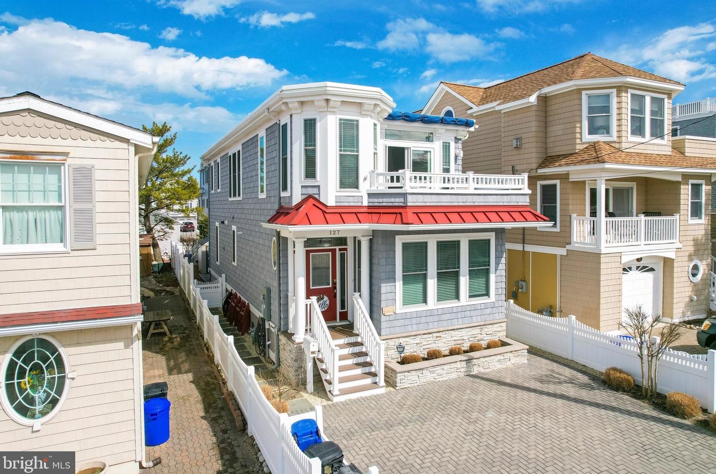 127 E 18th St, Long Beach Township, NJ 08008