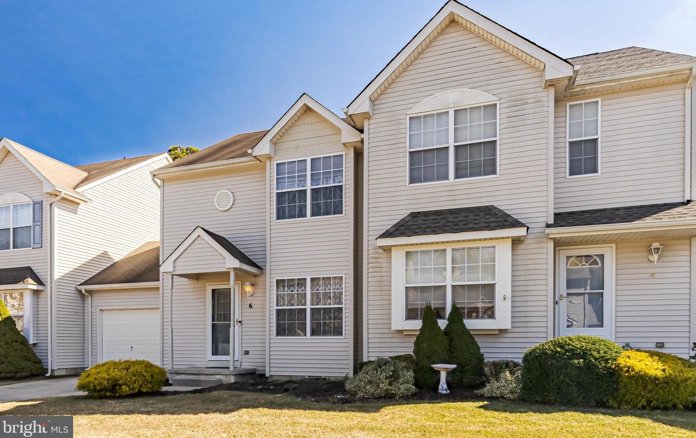 6 Pebble Beach Ln, Tuckerton, NJ 08087-3067