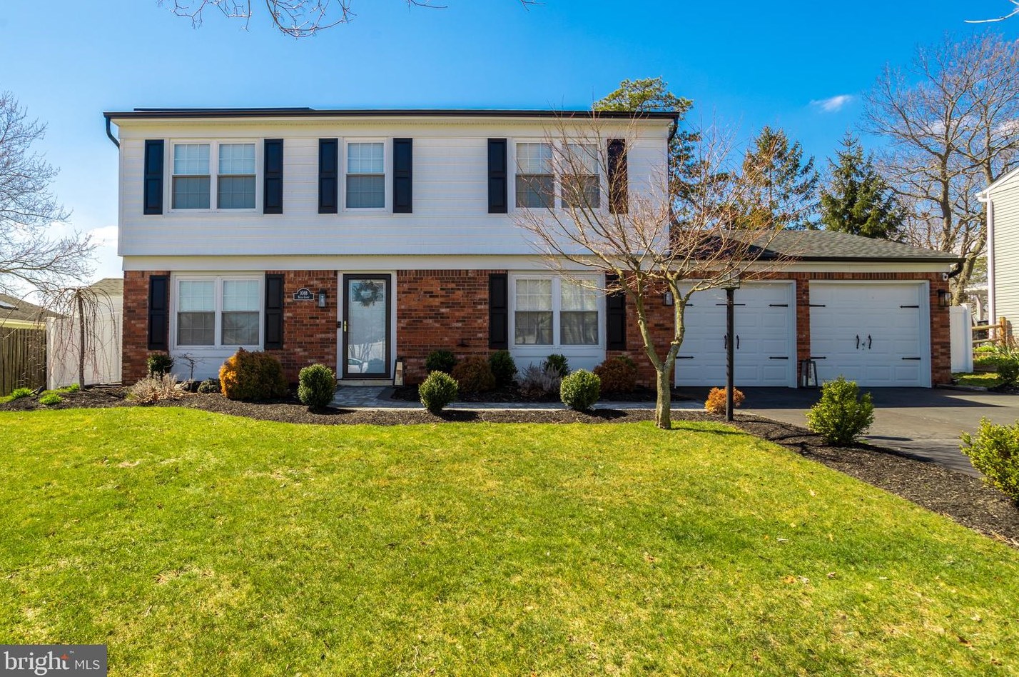 1088 Kells Ct, Toms River, NJ 08753-3160