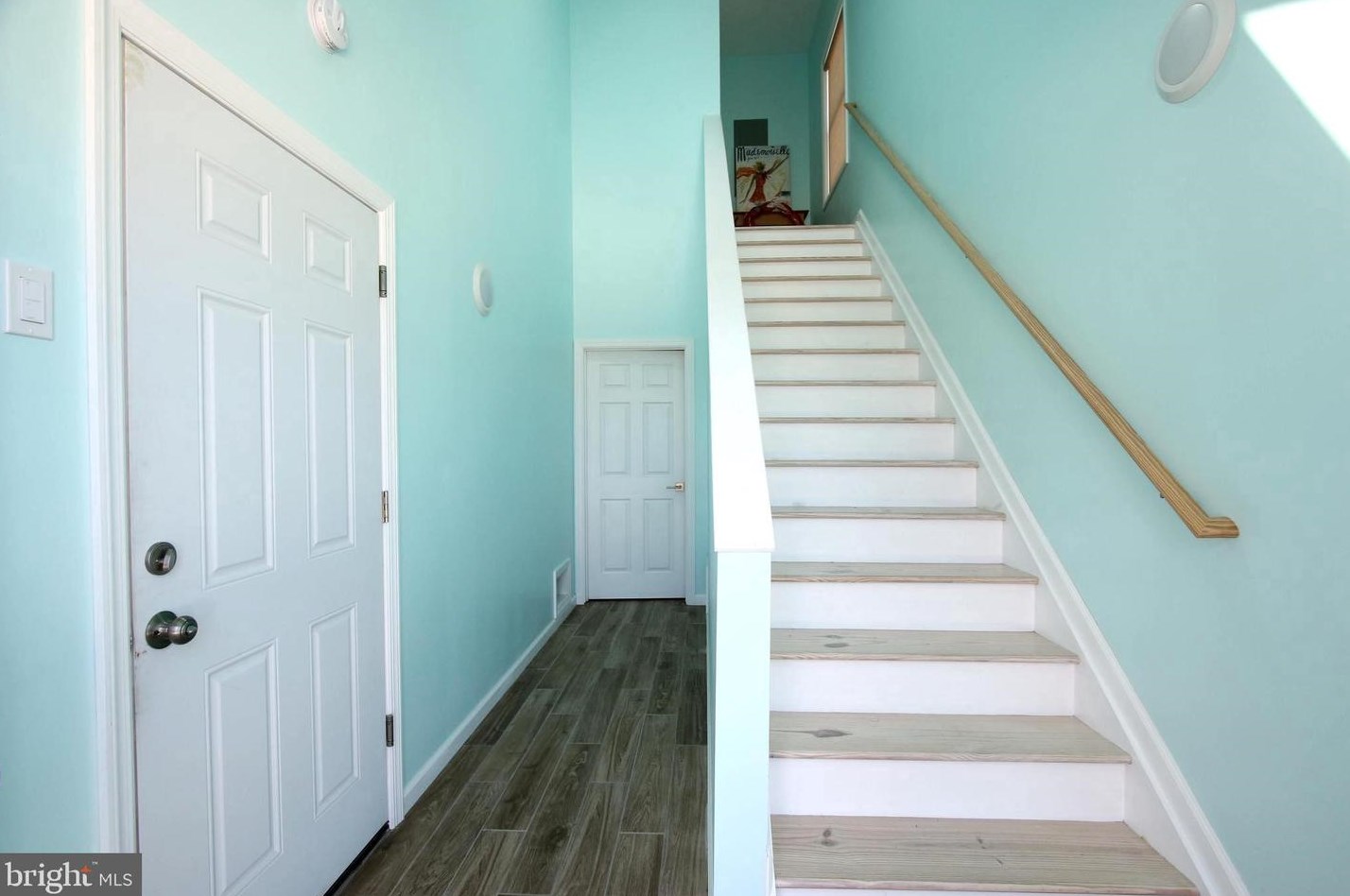 328 N 13th St, Long Beach Township, NJ 08008