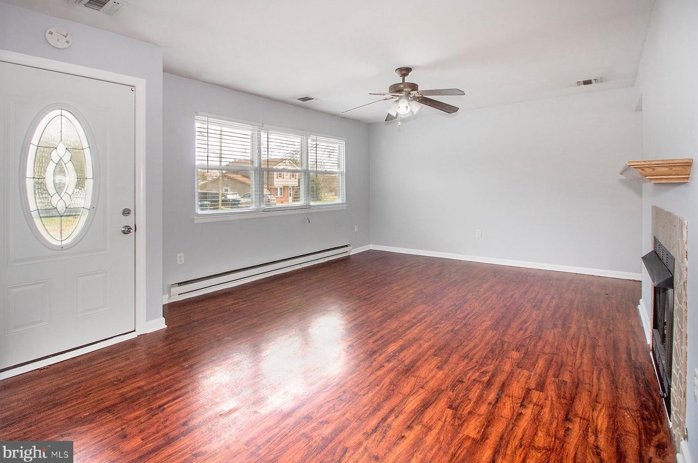303 Candle Lake Dr, Tuckerton, NJ 08087