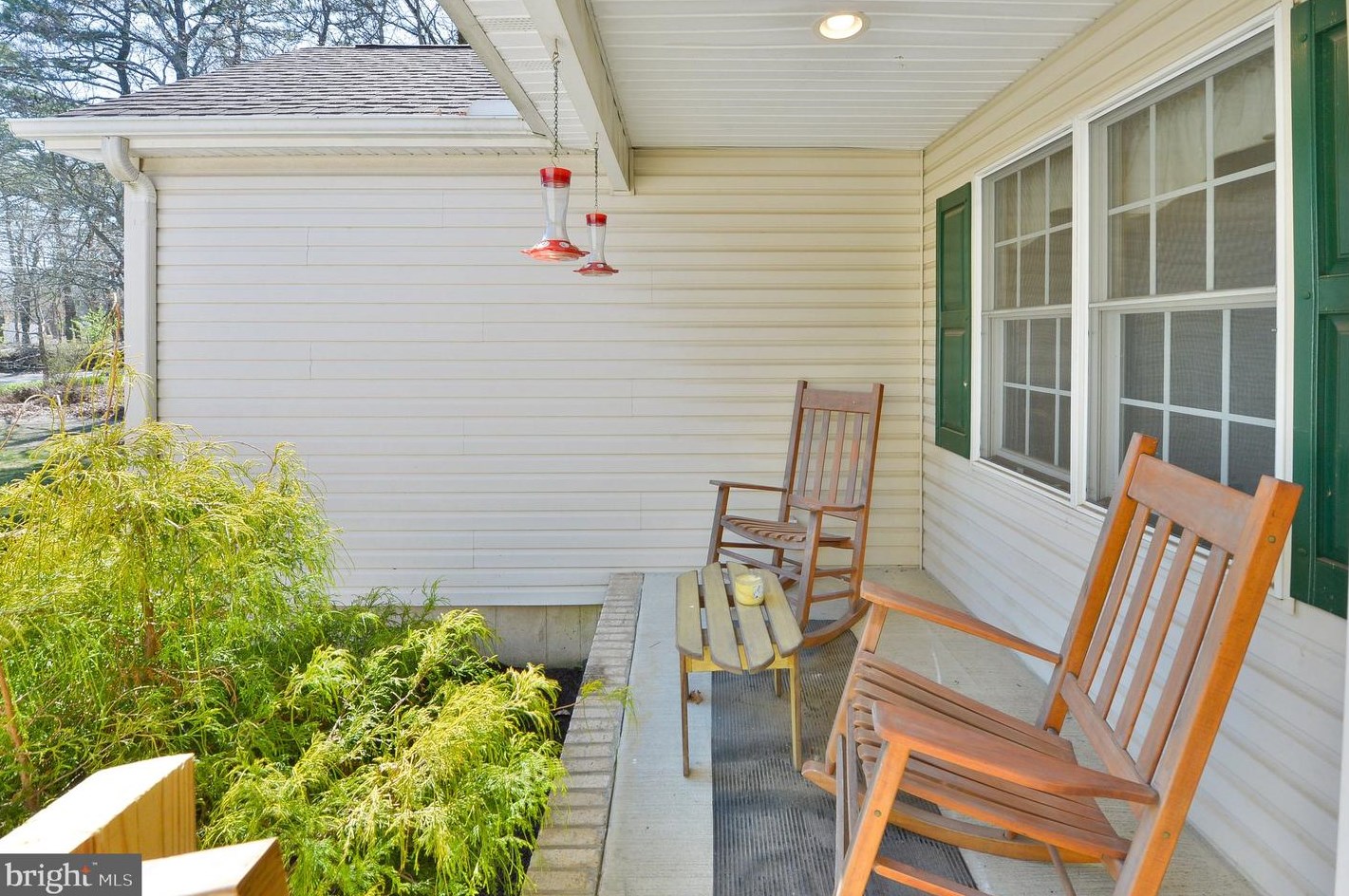 9 Maplewood Dr, Tuckerton, NJ 08087