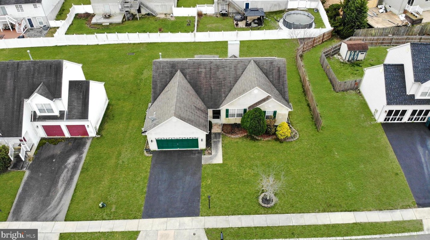 31 Stonegate Dr, Tuckerton, NJ 08087