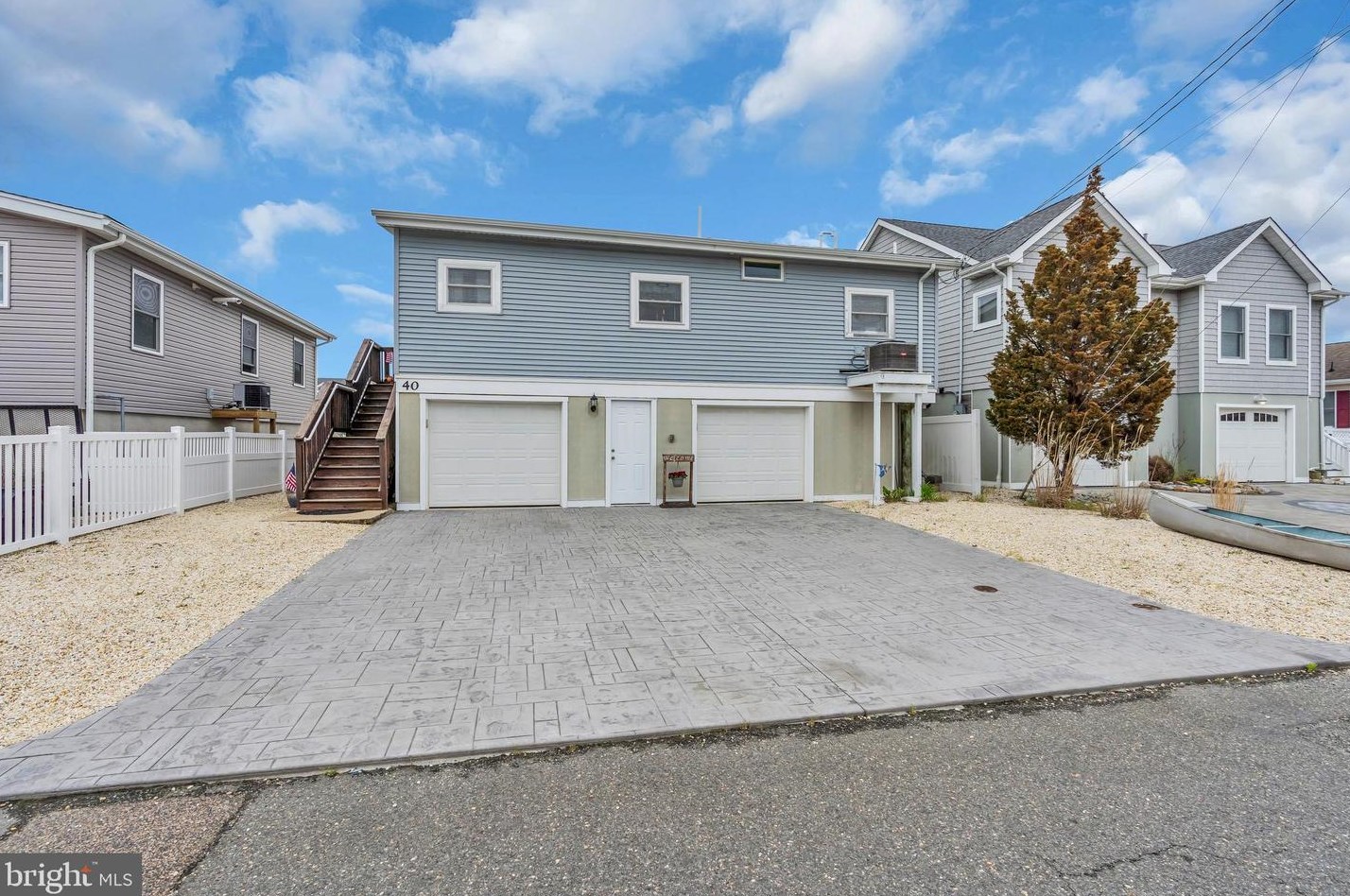 40 Mitzie Ln, Cedar Bonnet Island, NJ 08050