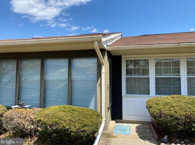 5 Yorkshire Ct, Lakehurst, NJ 08759