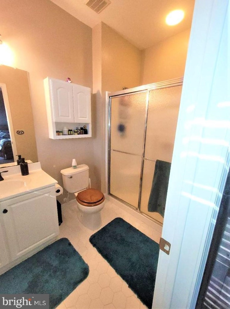 89 Briarwood Dr, Tuckerton NJ  08087-4007 exterior