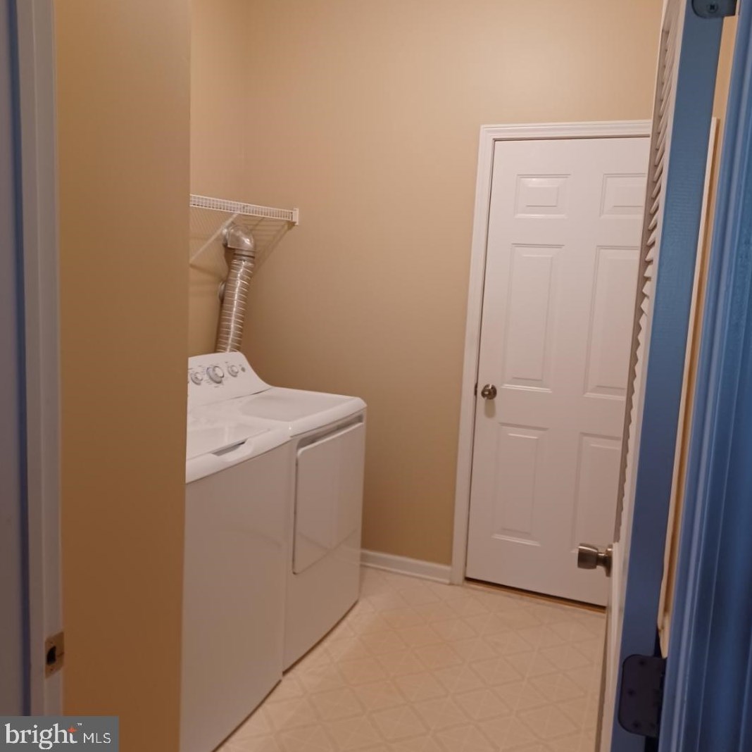 89 Briarwood Dr, Tuckerton NJ  08087-4007 exterior