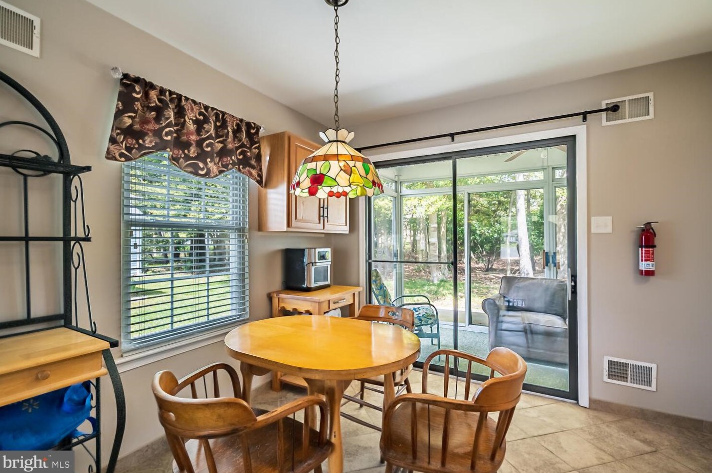 308 Lexington Dr, Tuckerton NJ  08087-1322 exterior