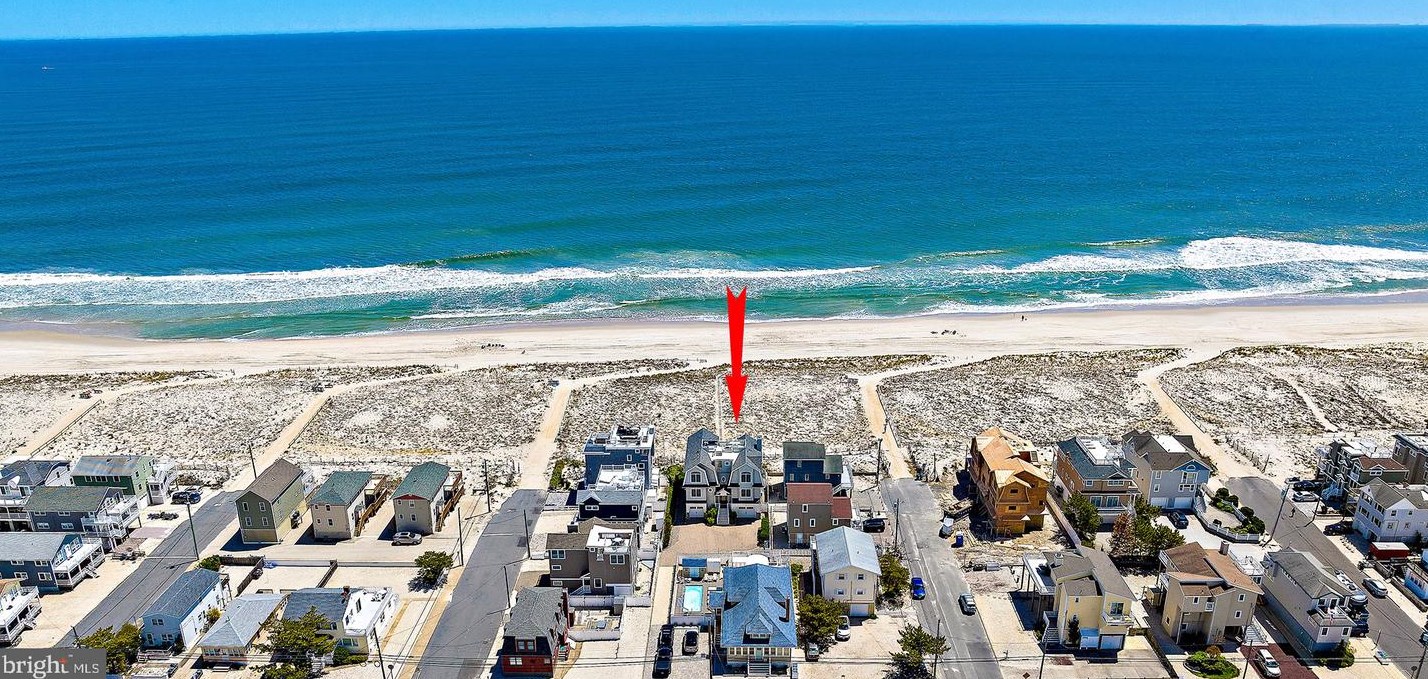 107 Jeanette Ave, Long Beach Township NJ  08008-3540 exterior