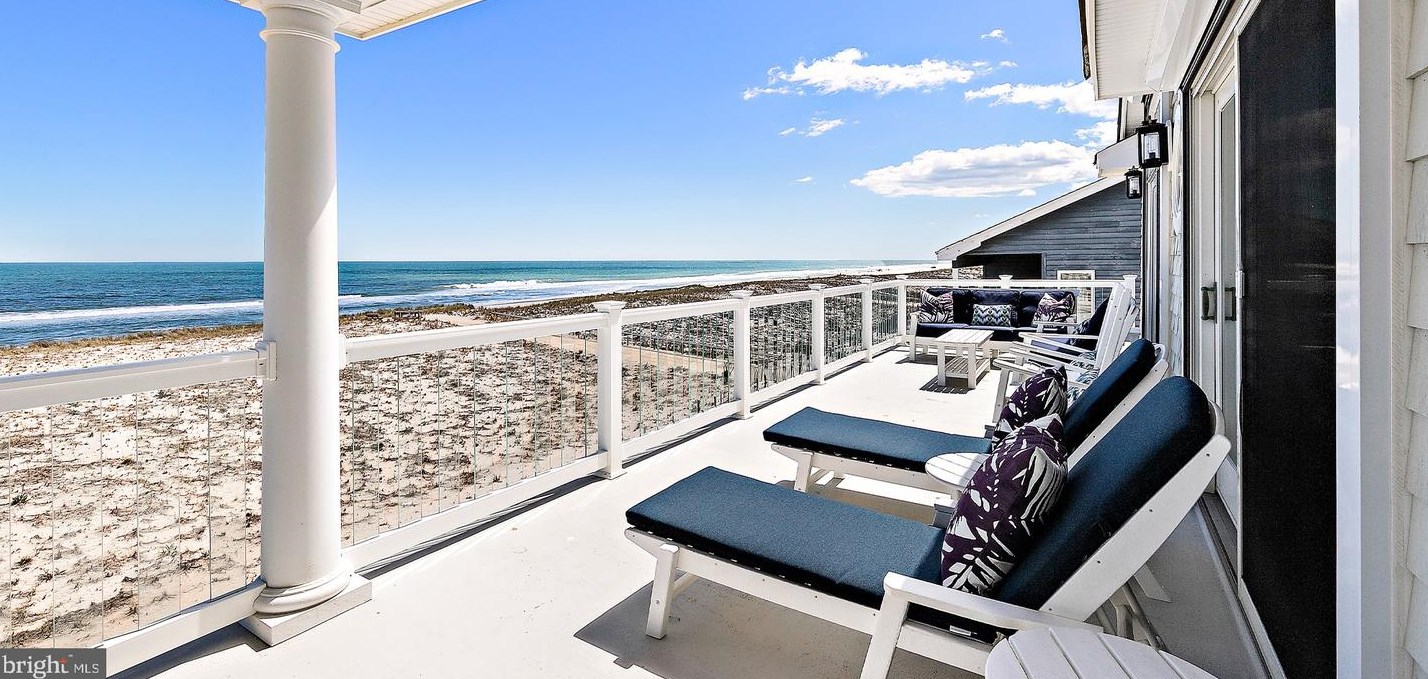 107 Jeanette Ave, Long Beach Township NJ  08008-3540 exterior