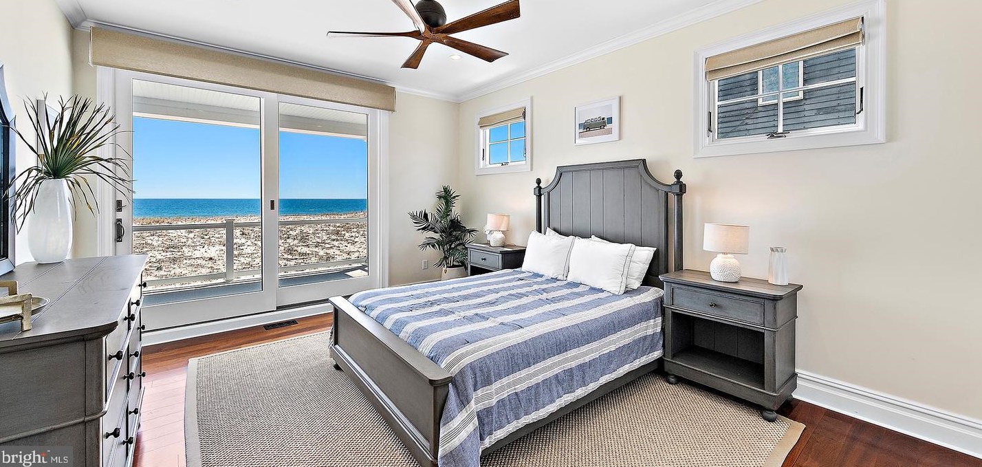 107 Jeanette Ave, Long Beach Township NJ  08008-3540 exterior